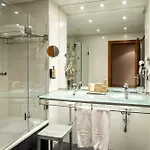 拉格兰哈旅馆 4*