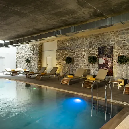 Hotell De La Granja 4*