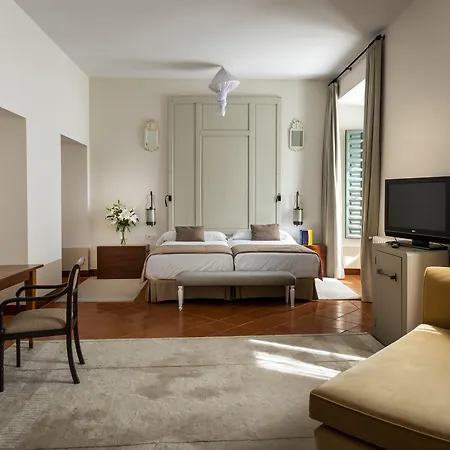 Hotel De La Granja 4*