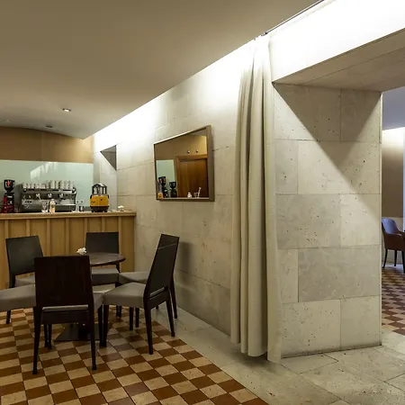 Hotel De La Granja 4*