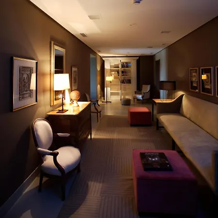 De La Granja Hotel 4*