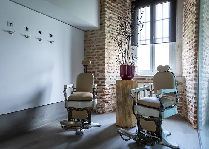 호텔 파라도르 드 라 그랑하