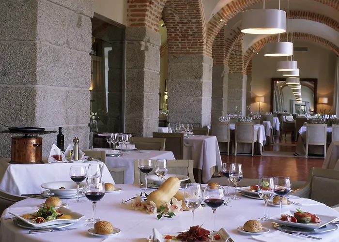 Hotel De La Granja 4*