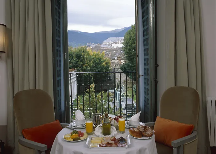 De La Granja Hotel 4*